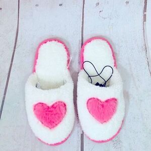 Heart detailed sleepers white & pink Small   slip on.
